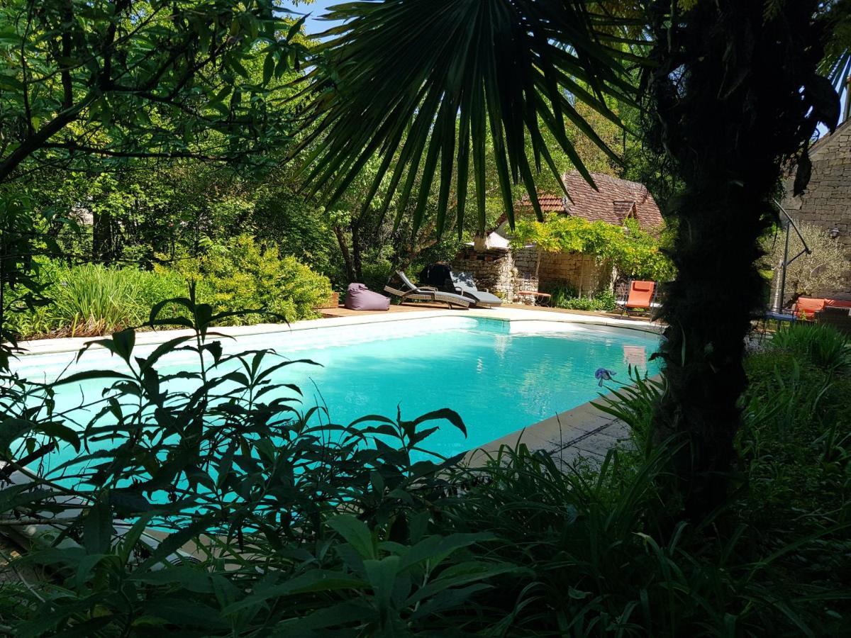 Bed and Breakfast Le Moulin De Jules Et Akasha Murat Zewnętrze zdjęcie